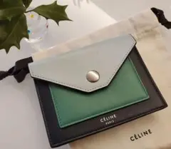 CELINE☆美品 トライフォールデッド コイン カードケース グリーン 新品