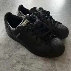 adidas Superstar ブラック　23.5cm スニーカー　アディダス