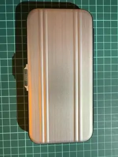希少ZERO HALLIBURTON iPhone 16 ProMAX用　手帳型