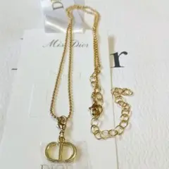 Dior　可愛いロゴマークチャームトップ　チェーン付き　ヴィンテージ