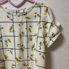 Dancing Muse 花柄チェック半袖トップス