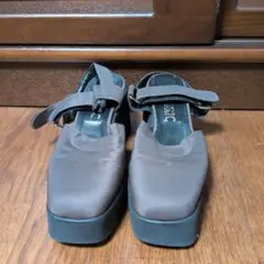 Ferrira レディース　サンダル　ブラウン