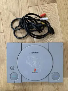 SONY PlayStation 本体+ケーブル1本　ジャンク品