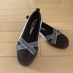 PUMA ベラ 23.5cmパンプス バレエシューズ ブラック