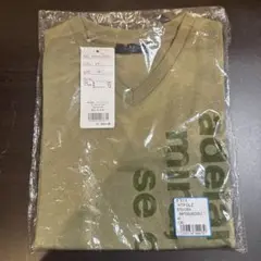 【新品・未使用】glazos カーキ Vネック Tシャツ 130