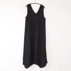 新品 ロングワンピース 黒