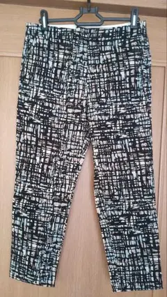 【美品】クロップドテーパードパンツ　　size38