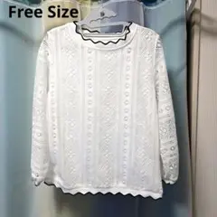 VIANTE レース ホワイト長袖トップス