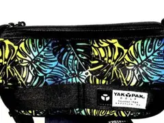 〈匿名配送〉【早い者勝ち】新品☆YAKPAK トロピカルラウンドポーチ