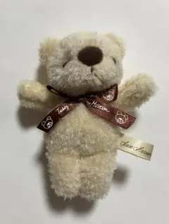 ほぼ新品未使用 テディベアミュージアム キーホルダー くま クマ