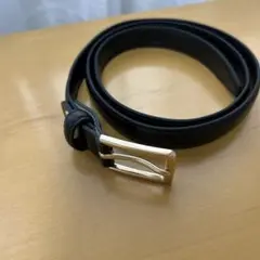 美品　黒本革レディースベルト即購入OK 即日発送可能