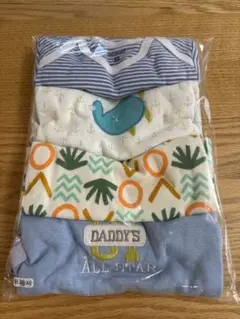 新品未開封　半袖ロンパース　4枚セット