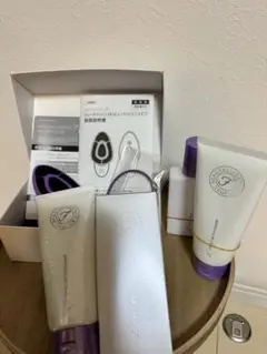 キャトルリフトQUARTRE LIFT　ジェイメック　USED 楽天市場】【公式】ひきしめ特化型美顔器 キャトルリフト QUATRE