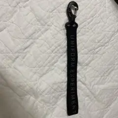 試着のみ ユニフォームエクスペリメント キーホルダー カラビナ ブラック