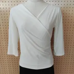 新品＊白色＊カシュクール ストレッチ トップス＊七分袖