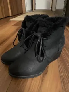 Item thumbnail for item cc7dae0f-d0b0-48b0-8e28-3a59b49a9650