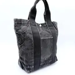 Item thumbnail for item e1b4756b-47be-4a51-b173-57ab8dd4831d