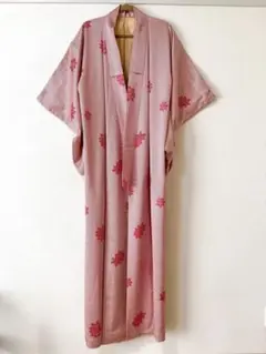【未使用品・訳あり】着物 袷 小紋 正絹 手縫い 躾糸付き ピンク 絞り模様