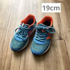 ニューバランス　スニーカー