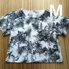 植物と動物柄 半袖Tシャツ　M