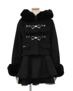 【最終値下げ】LIZLISA ビジューリボンショートフードコート ブラック