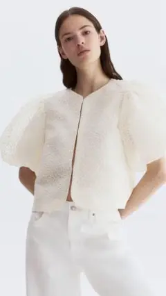 H&M今期完売バルーンスリーブブラウス　クリームXS美品