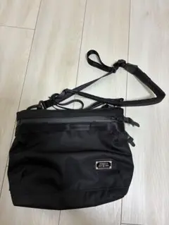 Item thumbnail for item 4e8230ad-06bc-45ad-a027-398972a3c31e