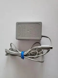 ニンテンドーDSi ACアダプター