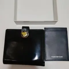 新品YURIE NITANIユリエニタニタ　二つ折り財布　レザー牛革パスケース紺