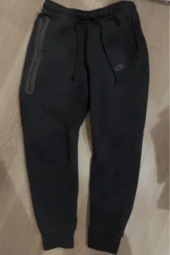 【復刻・現行よりスリムフィット】Nike ブラック テックフリースジョガーパンツ