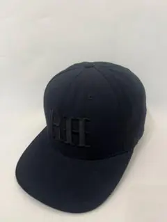 【classics】ブラック　RHロゴ キャップ