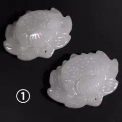 ①ミャンマー産 翡翠 蓮花 2個セット 蓮の花 ロータス 蓮花 パーツ