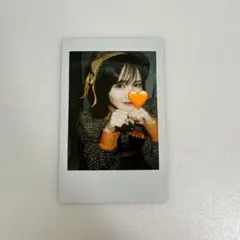 鎮西寿々歌　チェキ　探偵衣装2