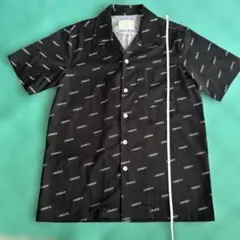 13MONTH CAPSULE LINE シャツ　M サラサラ　ブラック　クロ