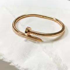 釘　ブレスレット
