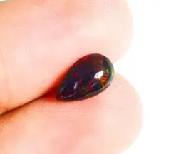 #B21 ブラックオパール 9×5mm 0.95ct