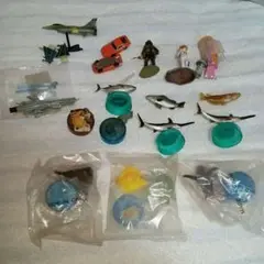 プロフ必読❗ジャンク❗ミニチュアフィギュアと魚の模型セット