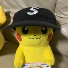 大幅値下げ!人気のSロゴsupremeのキャップです!