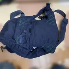 ラッキー工業　抱っこ紐ネイビー チェック柄