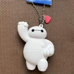 ディズニー　ベイマックス バッグチャーム　ケース付