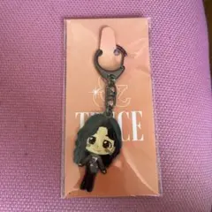 TWICE MOMO アニメ風キーホルダー