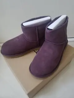 UGG ムートンブーツミニ パープル
