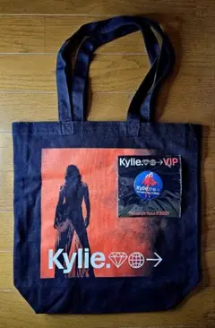 Kylie Minogueトートバッグ、バッジとセット 2025年最新】Kylie minogue tension tourの人気アイテム - メルカリ