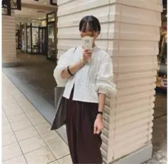 ooju オージュ　野尻美穂　ブラウス　wavey woven blouse 白