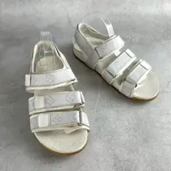 Item thumbnail for item fc230cd6-33b1-48c0-ba6a-7654ed5c43d4