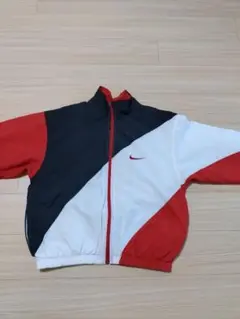 NIKE　ナイキ　ジャンパー　ブルゾン