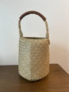 Item thumbnail for item 94192749-c173-405a-8de1-56a1d2310192