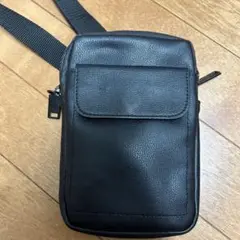ZARA 黒 ショルダーバッグ