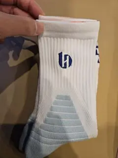 バスケットボール　ミディアムサイズソックス　ブルー