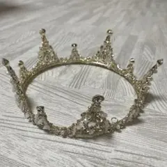 クラウン　王冠　ティアラ